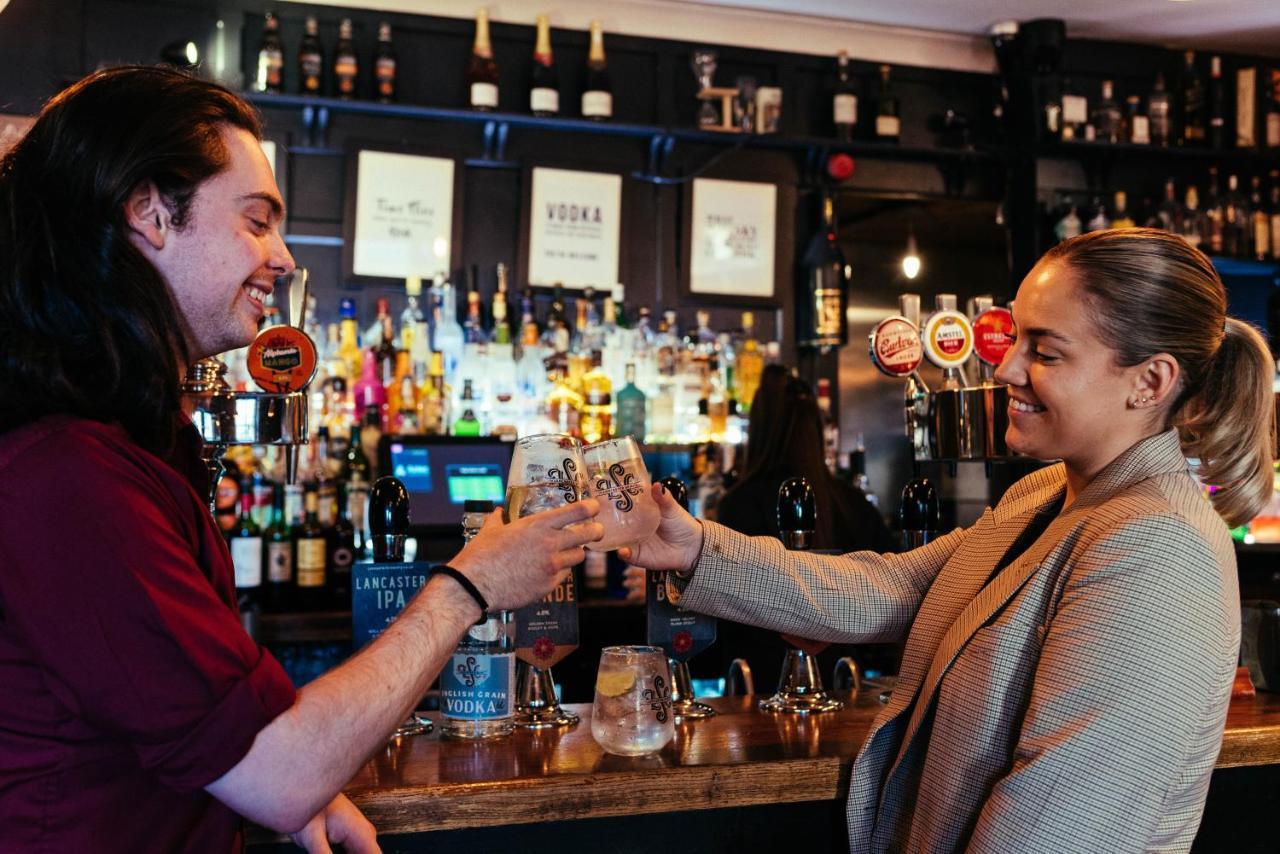 The Sun Hotel & Bar Lancaster Luaran gambar