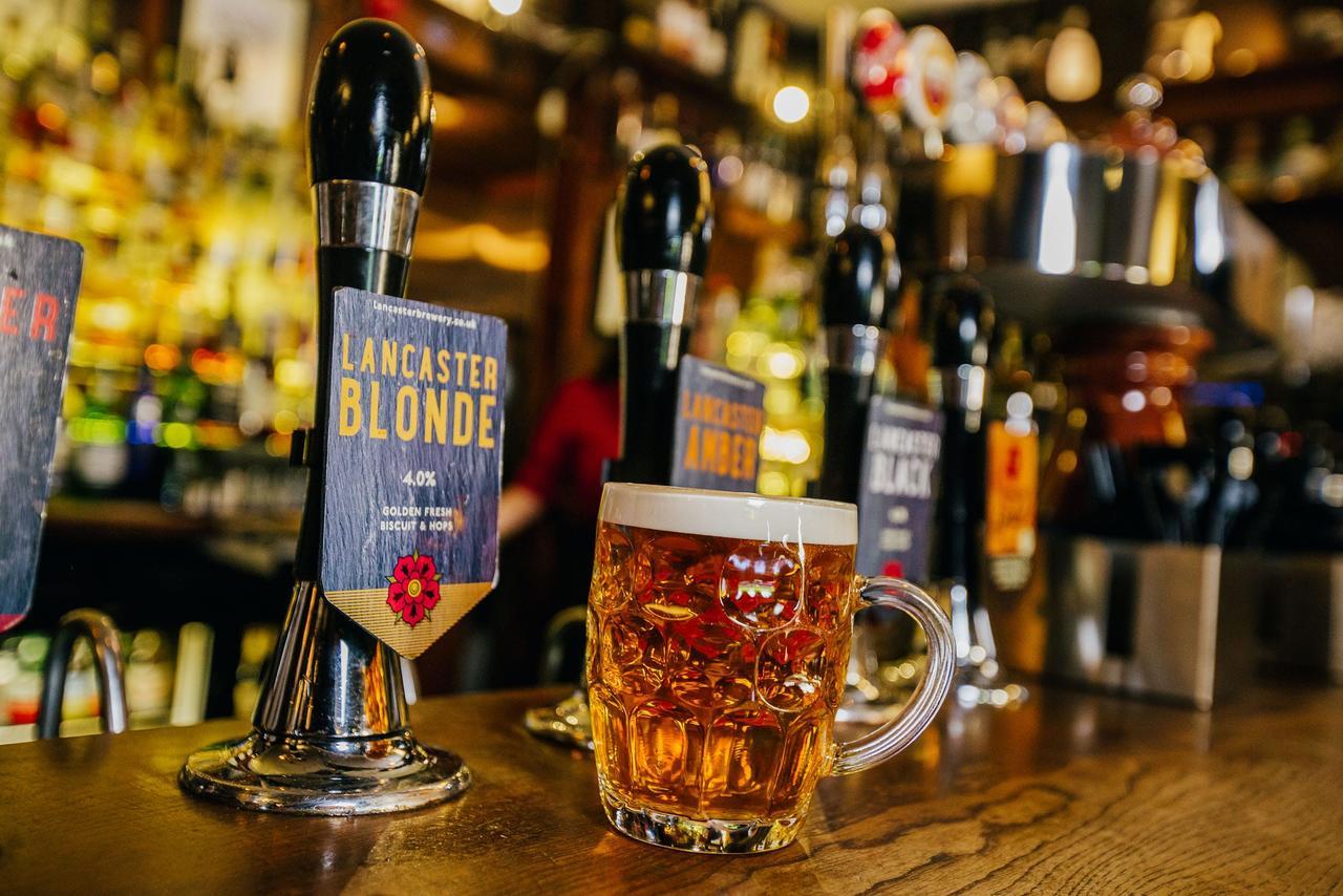 The Sun Hotel & Bar Lancaster Luaran gambar